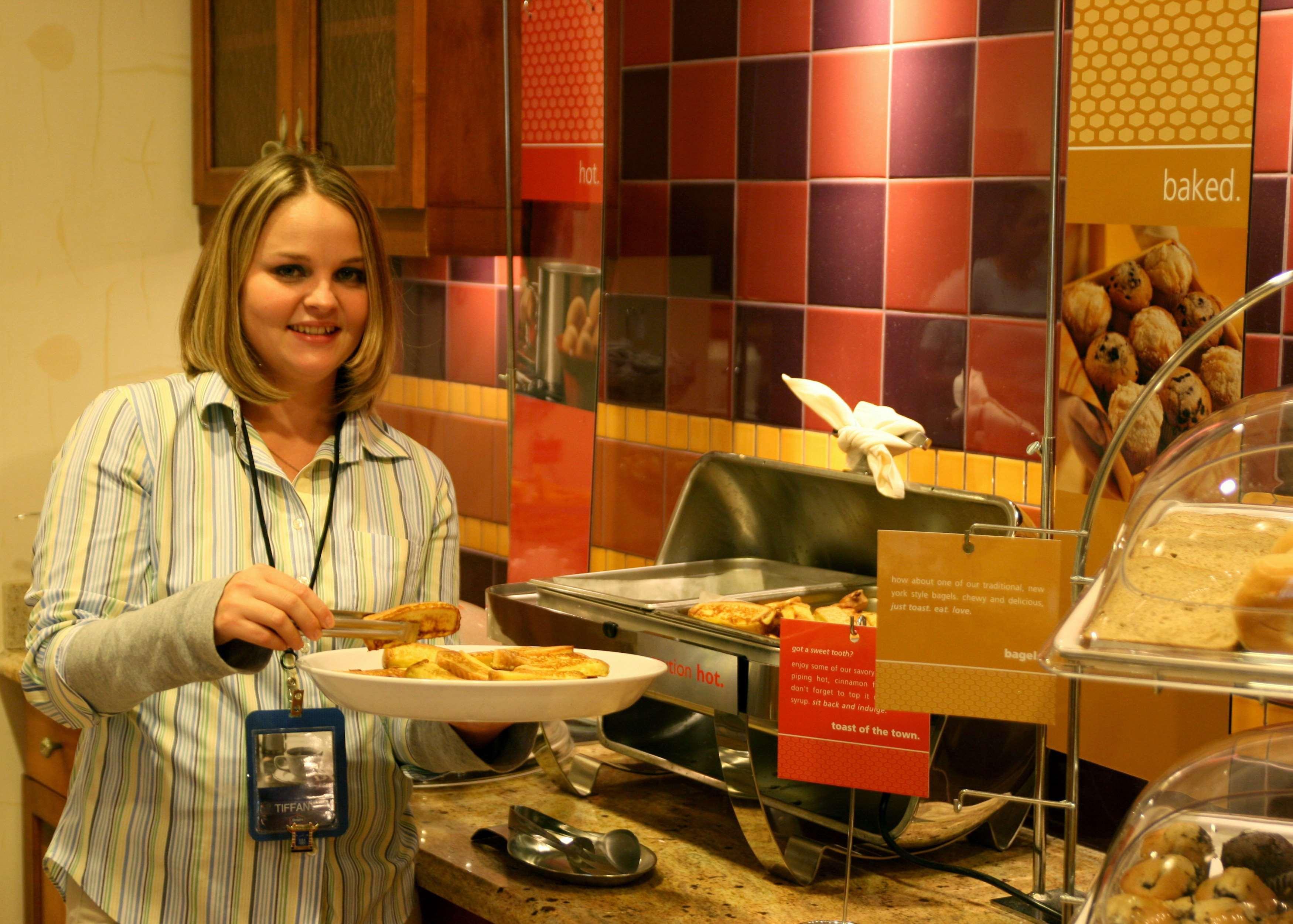 Hampton Inn & Suites Raleigh-Durham Airport-Brier Creek Restaurant foto